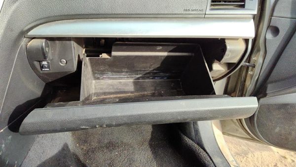 2010-2014 Subaru Legacy Outback Glove Box Assembly Complete Door With Latch Oem — photo 4