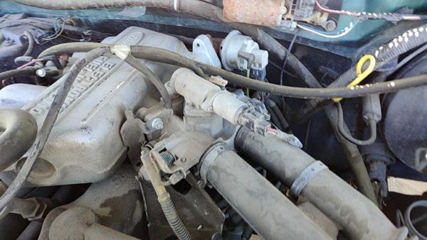 1988 Ford F150 Throttle Body/valve Assy Body Valve OEM With Sensors 4.9L — photo 3