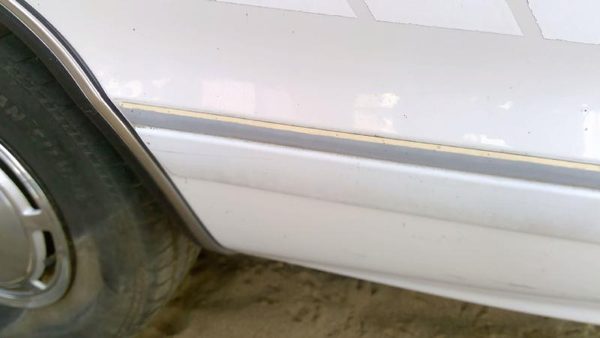 1991-1996 Chevy Caprice Lh Driver Left Rear Moulding On Quarter Panel Oem White — photo 7