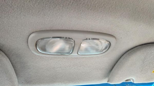 2005-2009 Gmc Envoy Center Overhead Console Dome Light Map Lamp Cubby Gray 28H — photo 2