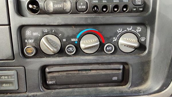 96-99 Chevy Suburban Temperature Control Module In Dash Heater Ac Head Unit Oem — photo 4
