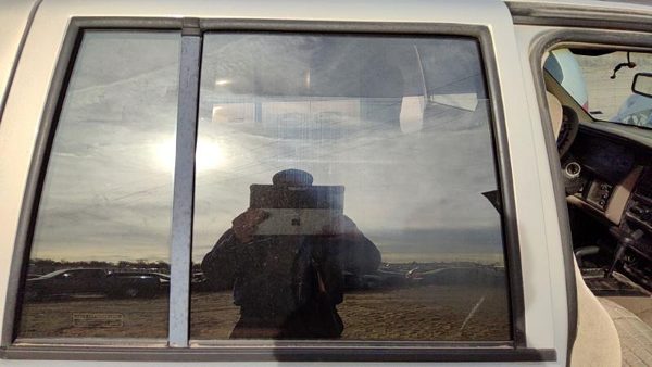 1993-1998 Jeep Grand Cherokee Passenger Right Rear Side Window Door Glass Back — photo 3