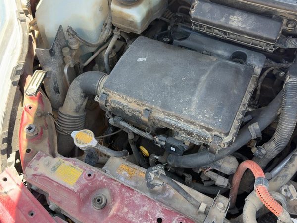 04-09 Prius Complete Air Intake Cleaner Filter Box Housing With Tube Oem 1.5L — photo 4