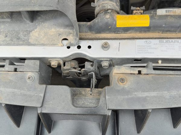 2005-2009 Subaru Legacy Outback Hood Latch Assembly With Bracket Oem — photo 2
