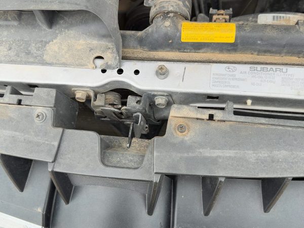 2005-2009 Subaru Legacy Outback Hood Latch Assembly With Bracket Oem — photo 3