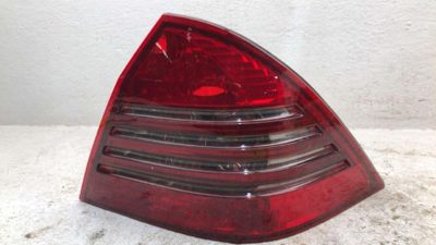 2001-2004 Mercedes C240 Passenger Right Tail Light Oem Brake Lamp Rear
