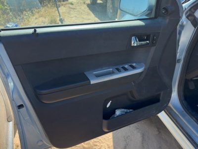 08 Mariner Driver Left Front Door Trim Panel With Master Switch Stone Graystone