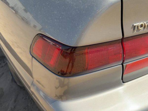 1997-2001 Toyota Camry Driver Left Outer Tail Light Assembly OEM Rear 81560AA011 — photo 3
