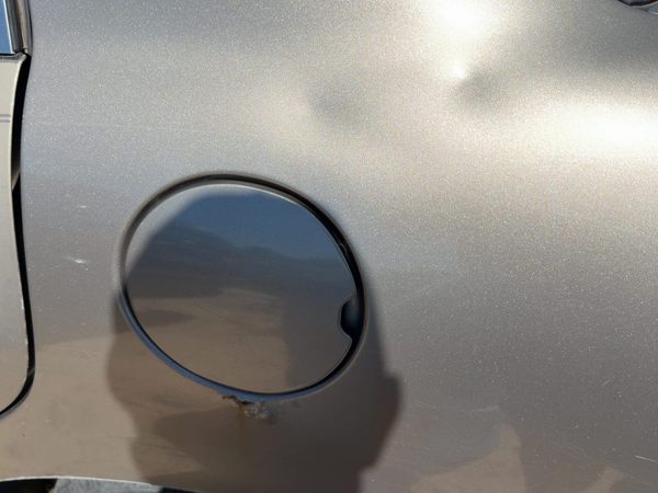 00-05 Buick Lesabre Fuel Tank Door With Hinge Gas Lid Oem Filler Bronzemist 54U — photo 2