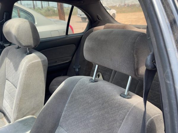 1995-1999 Nissan Maxima Pair Of Front Headrests Oem Left Right Set Seat Black — photo 2