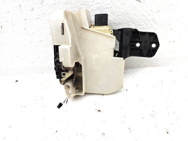 2000-2005 Vw Passat Driver Left Front Door Latch With Rods/Cables Oem — photo 10