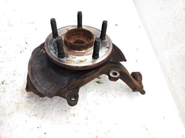 05-11 Dakota Driver Left Front Spindle Steering Knuckle With Wheel Hub Oem 4X2 — photo 3