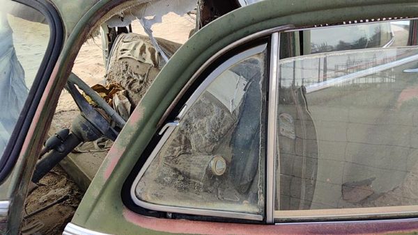 1953 Bel Air 150 Sedan Driver Left Front Vent Window Small Door Glass With Frame — photo 1