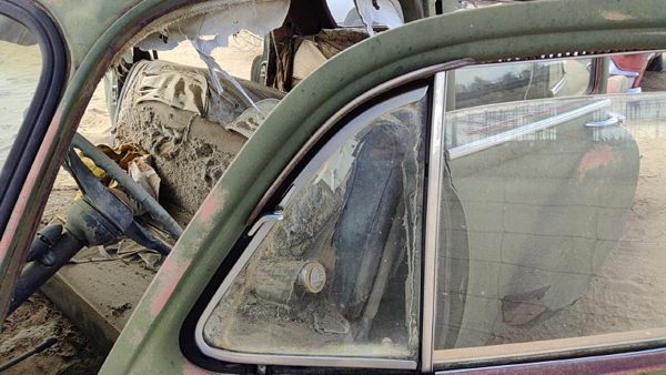 1953 Bel Air 150 Sedan Driver Left Front Vent Window Small Door Glass With Frame — photo 2