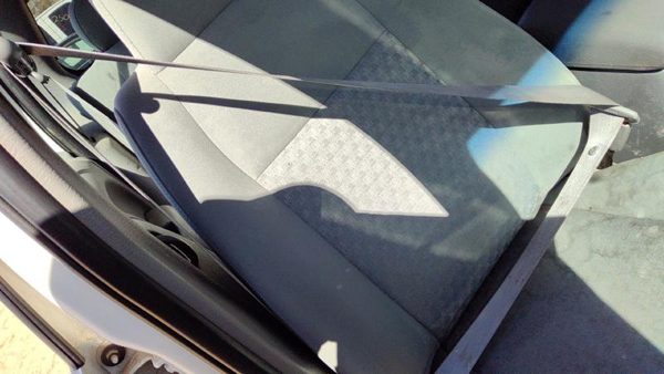 04-07 Jeep Liberty Passenger Right Front Seat Belt Retractor Shoulder Gray D5 — photo 2