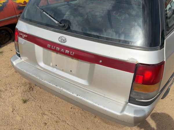 1990 Subaru Legacy Trunk/decklid/hatch/tailgate Silver — photo 3