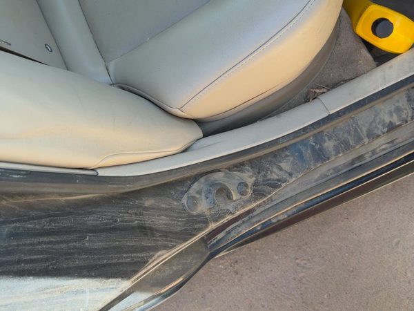 06-11 Impala Passenger Right Rear Lower Sill Plate Step Trim Panel Oem Neutral — photo 1