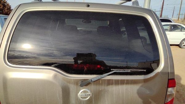 2000-2004 Nissan Xterra Back Glass Rear Window Oem 903127Z005 — photo 3