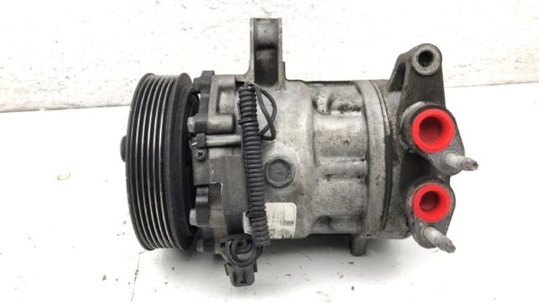 2002-2005 Jeep Liberty Ac Compressor Air Conditioner Pump Assembly Oem 3.7L — photo 1