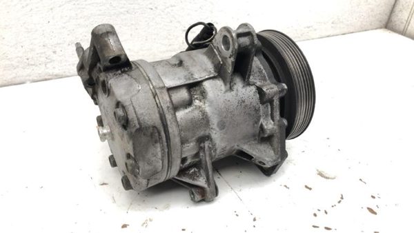 2002-2005 Jeep Liberty Ac Compressor Air Conditioner Pump Assembly Oem 3.7L — photo 8