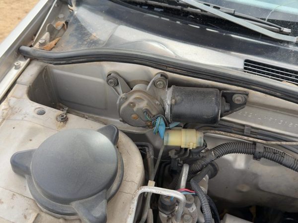 1990-1994 Subaru Legacy Windshield Wiper Motor Oem 86511Aa050 — photo 1