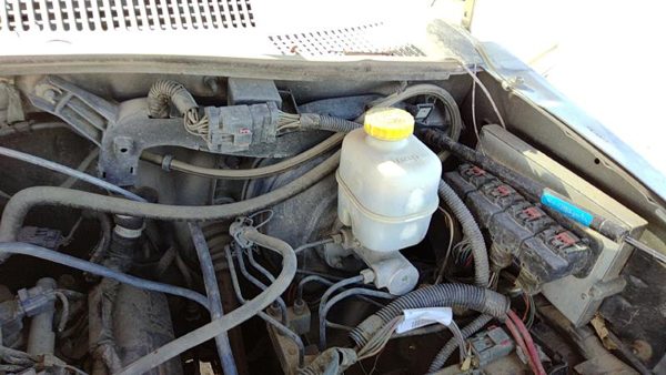 2002-2005 Jeep Liberty Power Brake Booster With Master Cylinder Pair Set Oem — photo 1