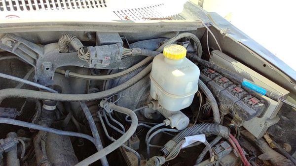 2002-2005 Jeep Liberty Power Brake Booster With Master Cylinder Pair Set Oem — photo 2