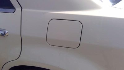 2005-2010 Chrysler 300 Fuel Tank Door With Hinge Gas Lid Oem Filler White Pwg