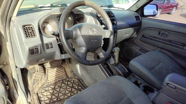 2004 Nissan Xterra — vehicle photo 3