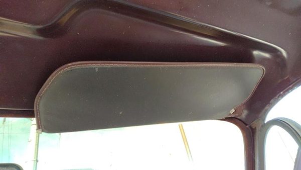 73-91 Gmc Sierra C3500 Passenger Right Sun Visor Oem — photo 3