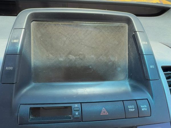 2005 Toyota Prius Dash Display Screen Oem — photo 2