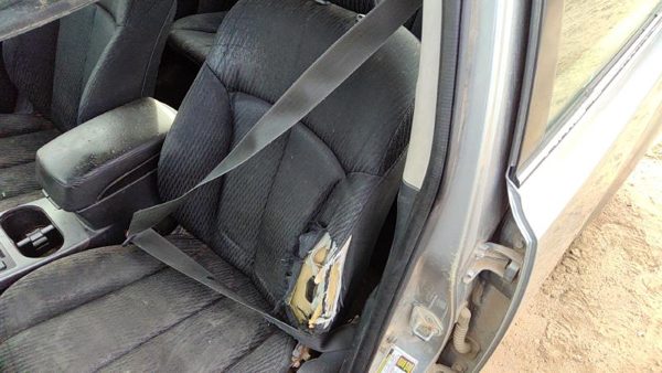 2010-2012 Subaru Legacy Outback Driver Left Front Seat Belt Retractor Shoulder — photo 1