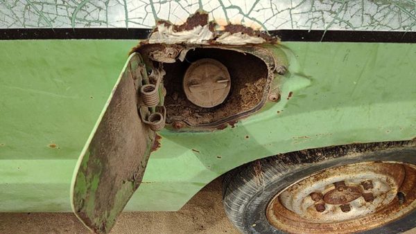 77-82 Ford Courier Fuel Filler Neck Assembly With Gas Cap Oem — photo 2