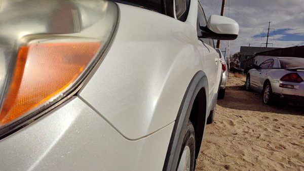 2010-2014 Subaru Legacy Outback Driver Left Front Fender Oem 7J Satin White — photo 4