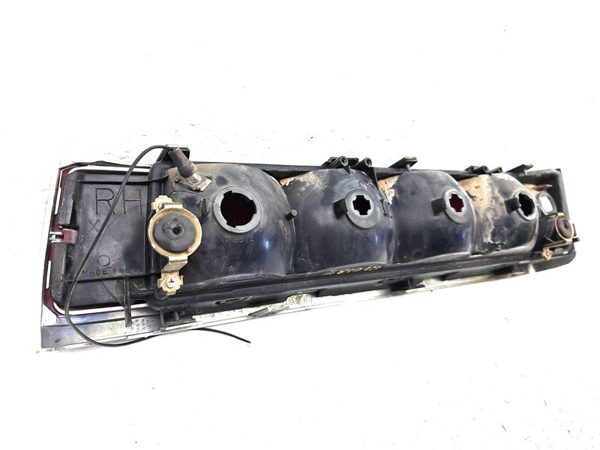 1985-1990 Buick Park Ave Passenger Right Tail Light Brake Lamp Oem Rear — photo 9