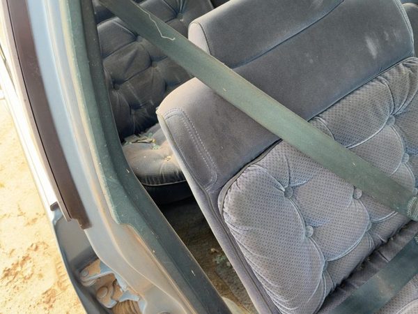1986-1990 Olds 88 Passenger Right Front Seat Belt Retractor Oem Shoulder Blue — photo 5