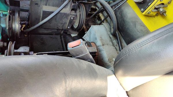 98-02 Express Van 2500 Driver Left Front Seat Belt Buckle Receiver 69W Dark Gray — photo 4