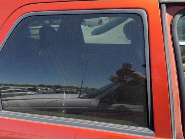 2001-2007 Ford Escape Passenger Right Rear Side Window Door Glass Oem Back — photo 1