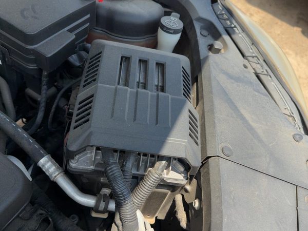 2010-2017 Chevy Equinox Complete Battery Box Mount Tray With Hold Down Oem — photo 5