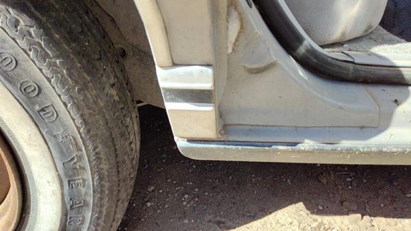 83-87 Mercury Grand Marquis Passenger Right Rear Moulding On Quarter Panel Oem — photo 2
