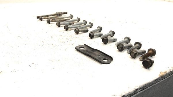 2006-2009 Dodge Durango Set Of Bolts For Timing Cover Oem Factory Hardware 4.7L — photo 1
