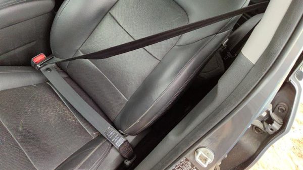 2016-21 Hyundai Tucson Driver Left Front Seat Belt Retractor Shoulder Black Try — photo 1