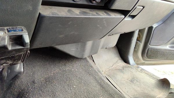2002 GMC Sierra 2500 HD Dash Panel Graphite 12D — photo 2