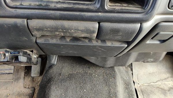 2002 GMC Sierra 2500 HD Dash Panel Graphite 12D — photo 1