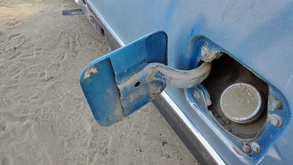 1980-1986 Ford F150 Fuel Tank Door With Hinge Gas Lid Oem Filler Blue — photo 5