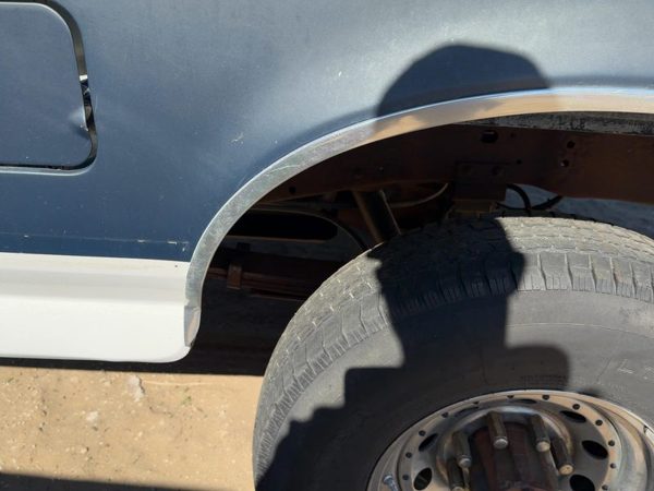 1992-1994 Ford F250 Driver Left Rear Wheel Flare Moulding Oem Back — photo 4