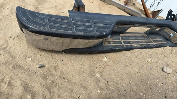 99-05 Chevy Silverado Stepside Rear Back Bumper With Brackets Oem Factory Chrome — photo 5