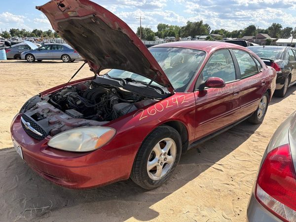 2001 Ford Taurus — vehicle photo 4
