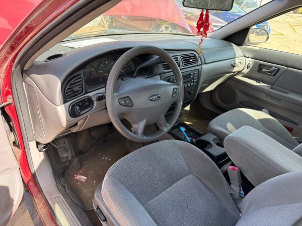 2001 Ford Taurus — vehicle photo 7
