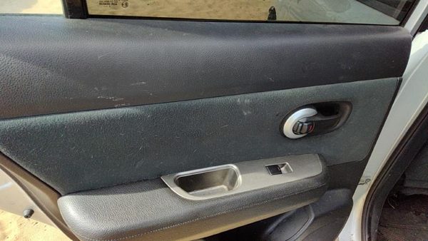 10-11 Versa Driver Left Rear Door Trim Panel With Switches Back Charcoal G — photo 3
